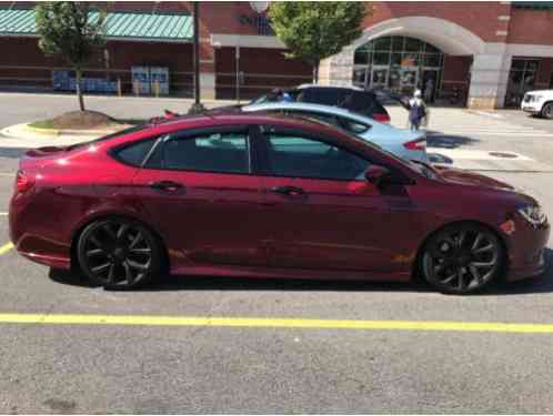 Chrysler 200 Series S (2015)