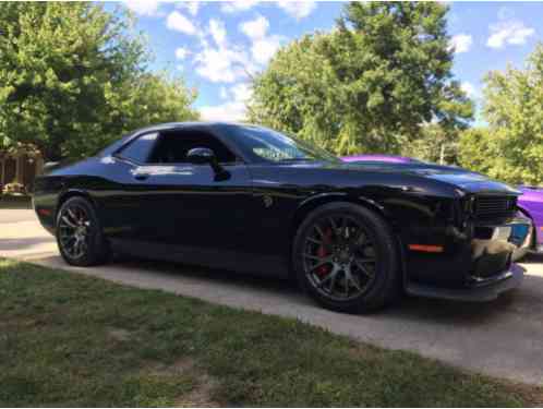 Dodge Challenger SRT Hellcat Coupe (2015)