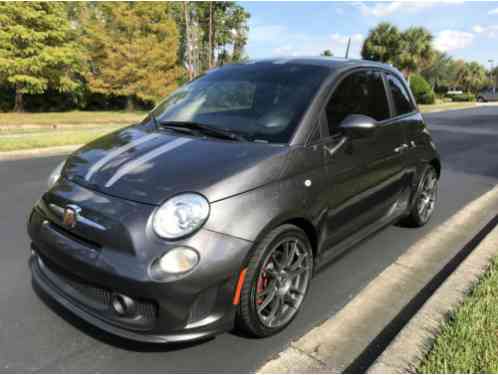 Fiat 500 Abarth Hatchback 2-Door (2015)