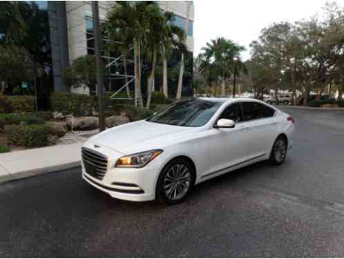 2015 Hyundai Genesis 3. 8 Sedan 4-Door