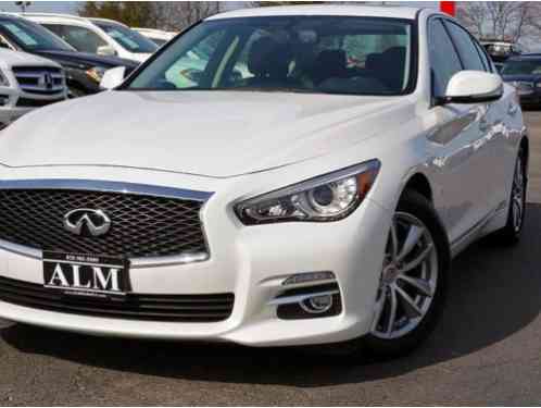 Infiniti Q50 4dr Sedan RWD (2015)