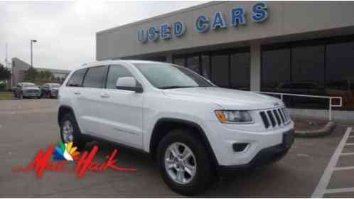 Jeep Grand Cherokee Laredo (2015)