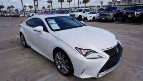 Lexus RC -- (2015)