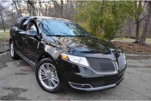 Lincoln MKT Base Sport Utility (2015)