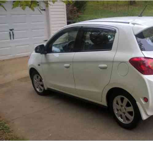 Mitsubishi Mirage ES Hatchback (2015)