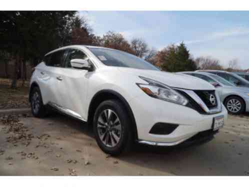 Nissan Murano S (2015)