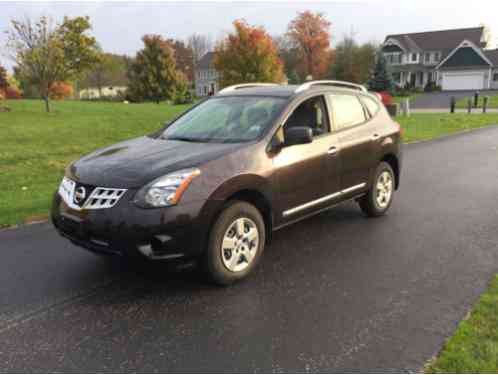 Nissan Rogue Sport Utility 4-Door (2015)