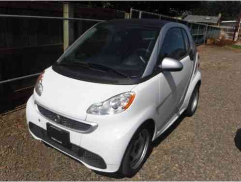 2015 Smart Fortwo NEW CAR PURE with ToGo package