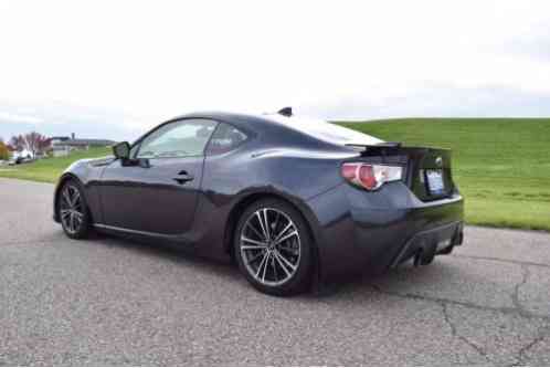 Subaru BRZ Limited (2015)