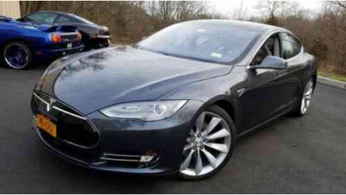 2015 Tesla Model S