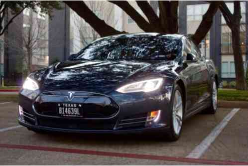 2015 Tesla Model S