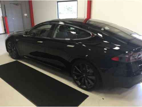 Tesla S P85D Sedan 4-Door (2015)