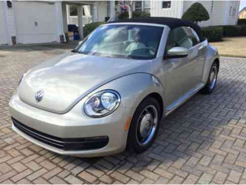 2015 Volkswagen Beetle-New Convertible Classic