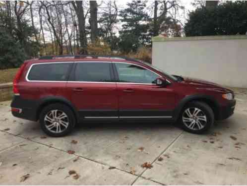 Volvo XC70 3. 2 Wagon 4-Door (2015)