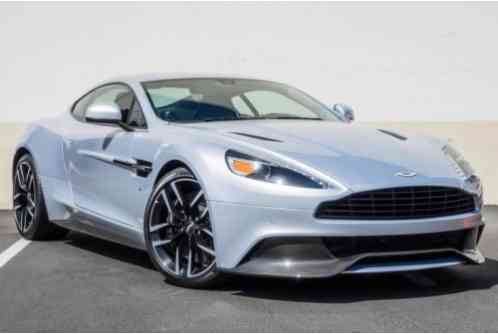 Aston Martin Vanquish Base Coupe (2016)