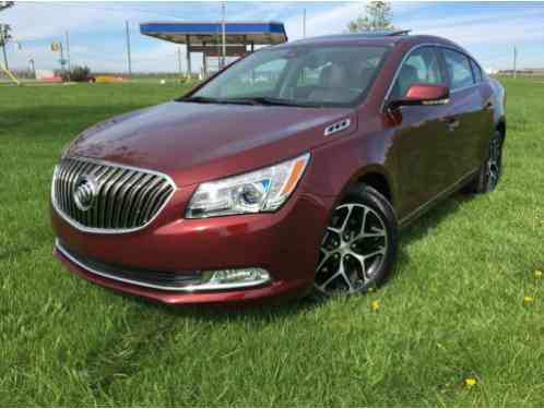 Buick Lacrosse Sport Touring Sedan (2016)