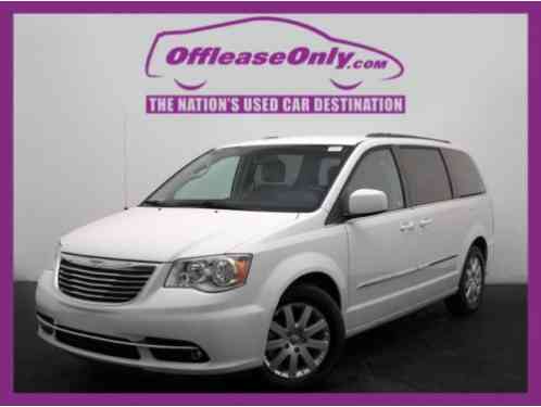 Chrysler Town & Country Touring (2016)