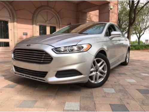 2016 Ford Fusion SE Sedan 4-Door