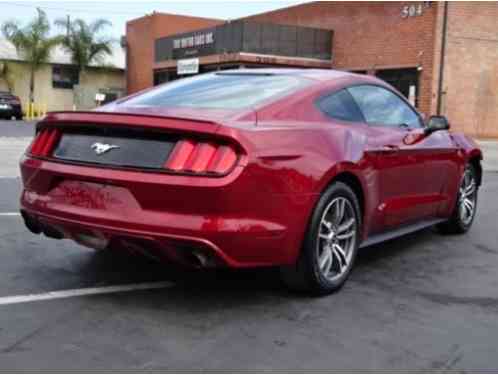 Ford Mustang Fastback EcoBoost (2016)