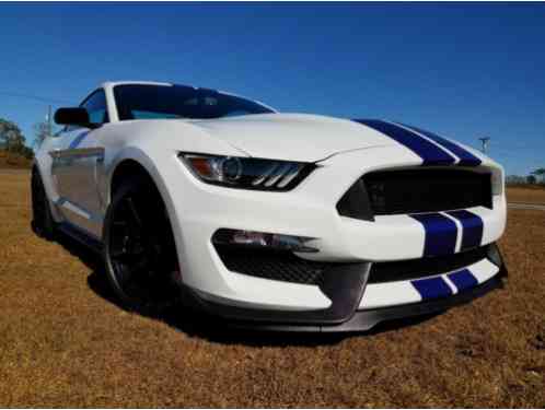 Ford Mustang Shelby GT350 Coupe (2016)