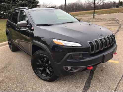 Jeep Cherokee Trailhawk Sport (2016)