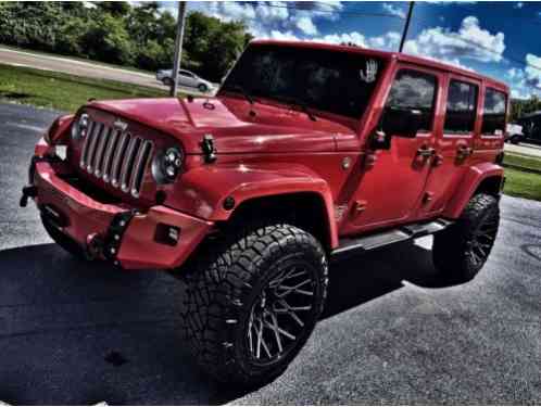 Jeep Wrangler SAHARA CUSTOM LIFTED (2016)