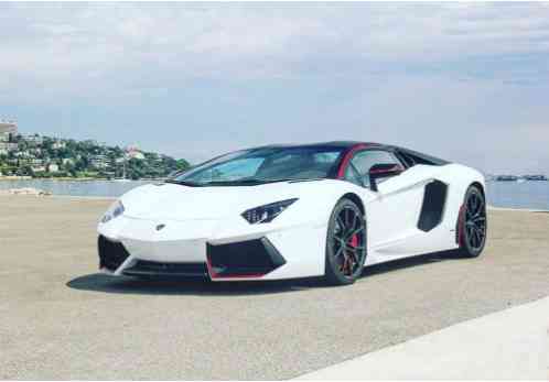 Lamborghini Aventador Pirelli (2016)