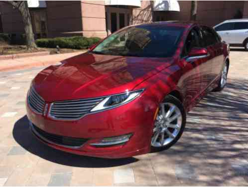 Lincoln MKZ/Zephyr Hybrid Sedan (2016)