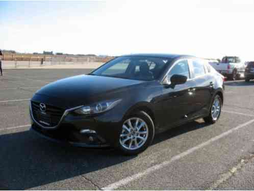 Mazda Mazda3 Touring (2016)