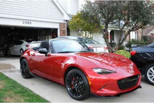 Mazda MX-5 Miata Club Convertible (2016)