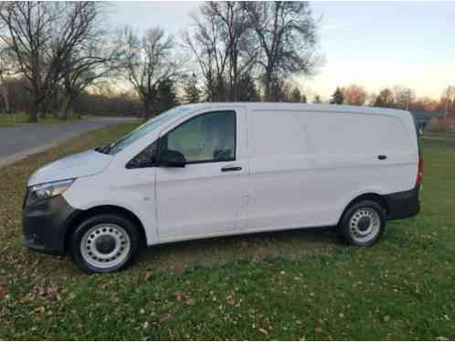 2016 Mercedes-Benz Other METRIS-CLASS