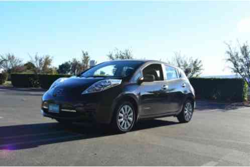 Nissan Leaf 4dr Hatchback S (2016)