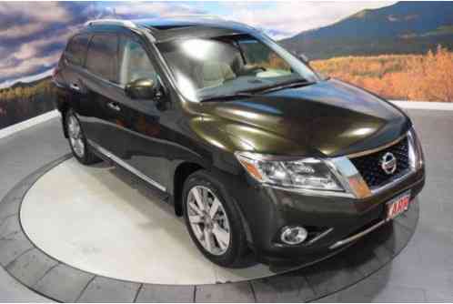 Nissan Pathfinder 4WD 4dr Platinum (2016)