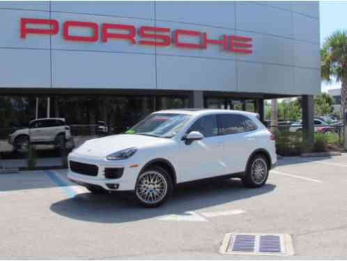 Porsche Cayenne AWD 4dr S (2016)