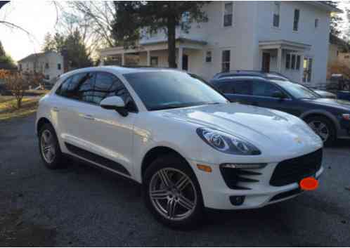 Porsche Macan S (2016)