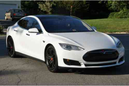 Tesla Model S 70D (2016)