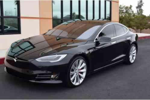 Tesla Model S P90D (2016)