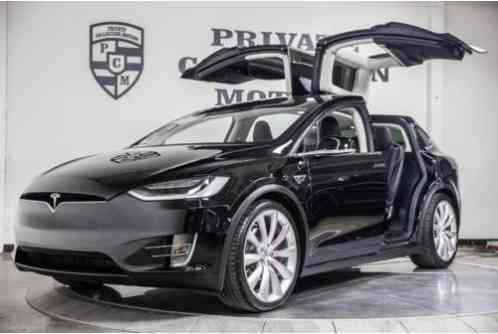 Tesla Model X (2016)