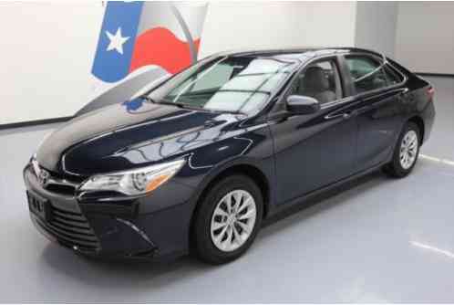 Toyota Camry (2016)