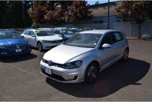 Volkswagen e-Golf SE (2016)