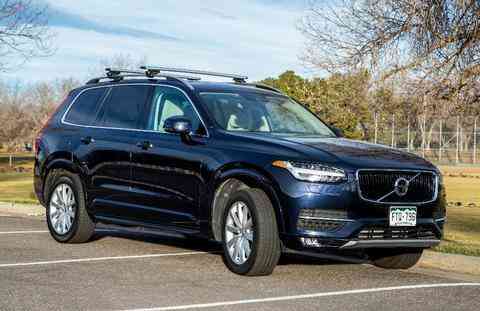 2016 Volvo XC90 Momentum T6