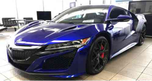 Acura NSX Base Coupe 2-Door (2017)