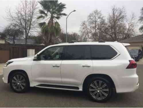 Lexus LX LX 570 FULLY LOADED (2017)