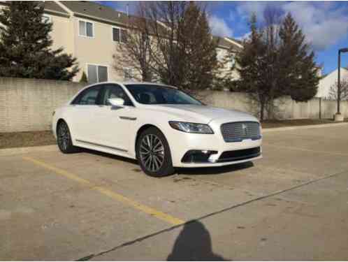 Lincoln Continental Select Sedan (2017)