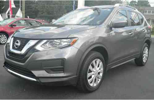 Nissan Rogue -- (2017)