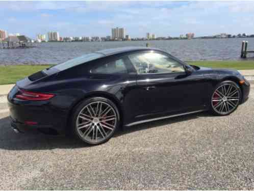 Porsche 911 Carrera 4S (2017)