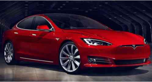 2017 Tesla Model S 75 D - Premium Upgrades Package