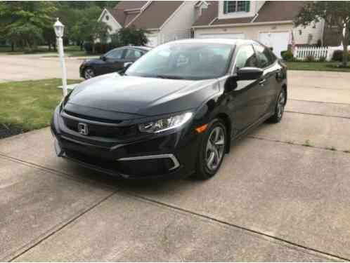 Honda Civic LX (2019)