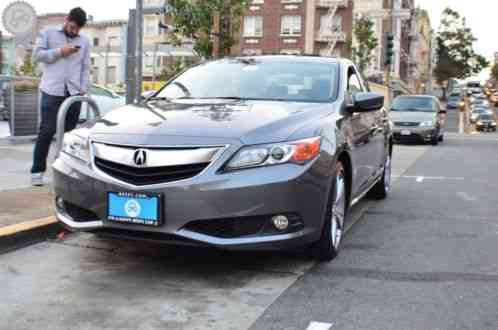 Acura ILX (2013)