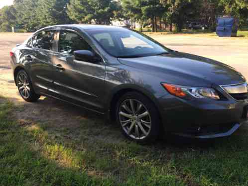 Acura ILX (2013)